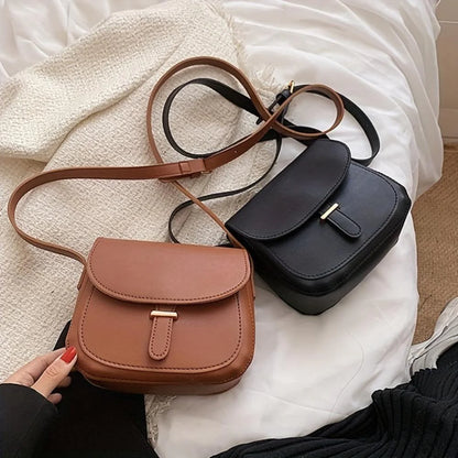 Amelia™ | Retro Chic Saddle Crossbody Bag