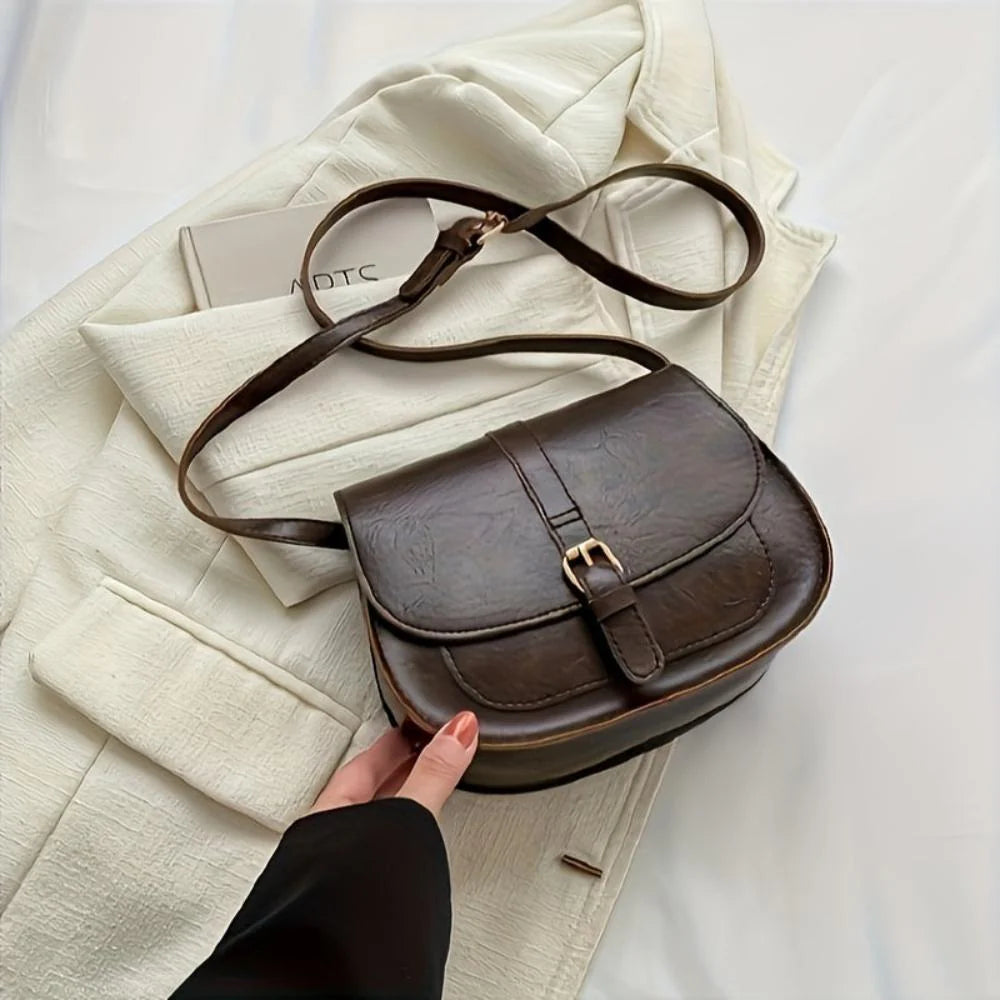 Evelyn™ | Classic Saddle Crossbody Bag
