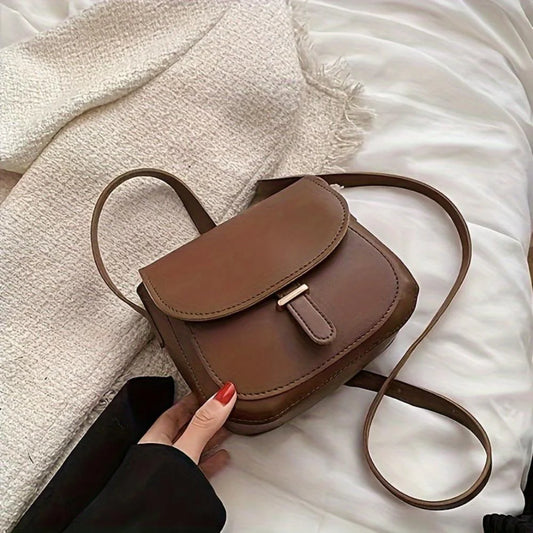 Amelia™ | Retro Chic Saddle Crossbody Bag