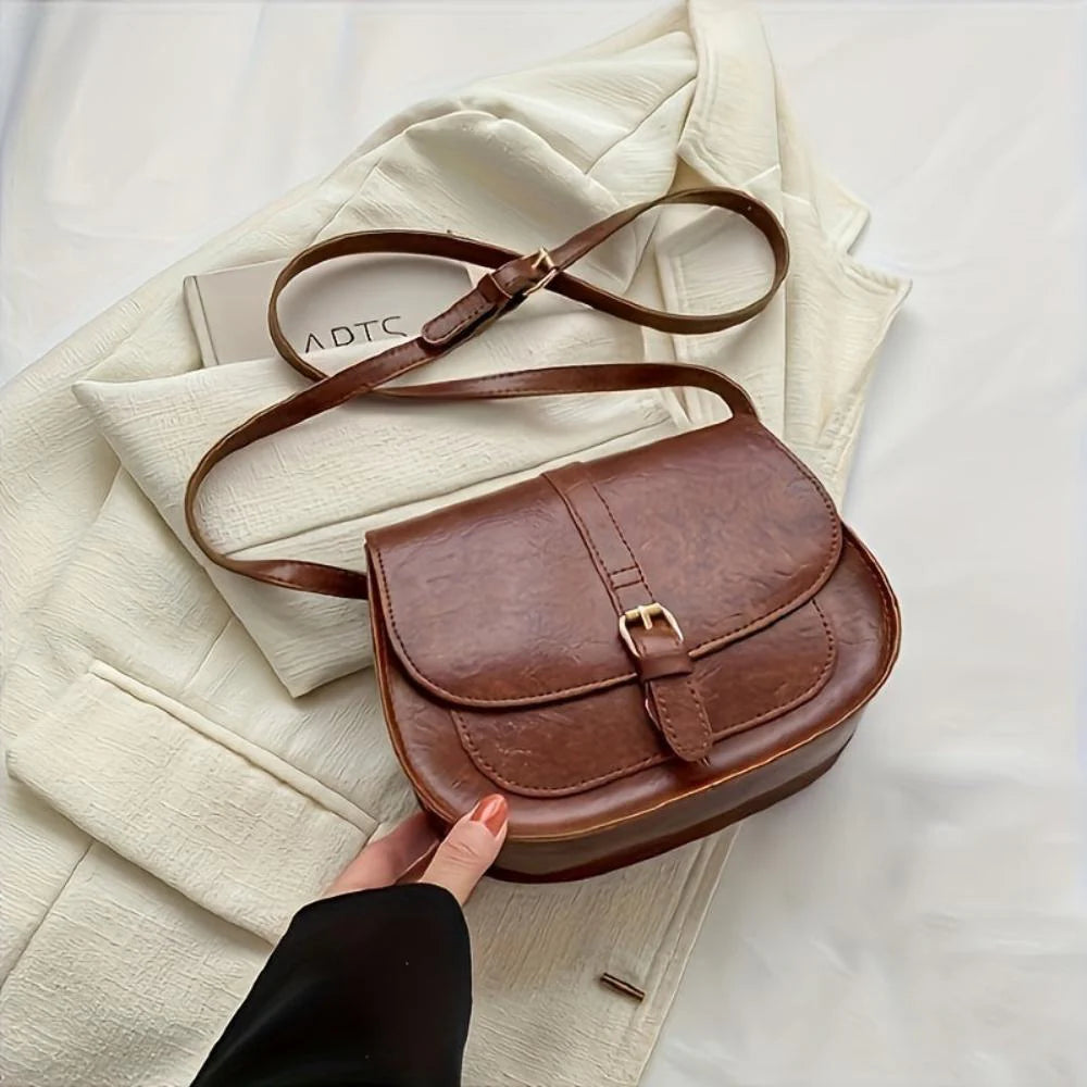 Evelyn™ | Classic Saddle Crossbody Bag